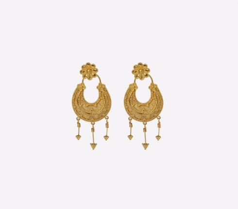 069. earrings